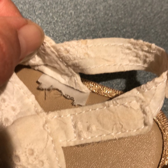 **5 for $16 Deal**White & Gold Sandals - Picture 6 of 7